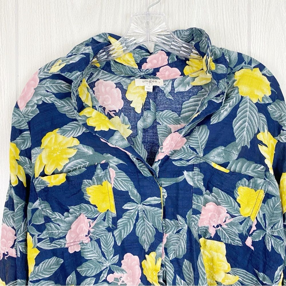 Umgee | Navy Blue Floral Button Down Long Sleeve Size Medium - Picture 4 of 13